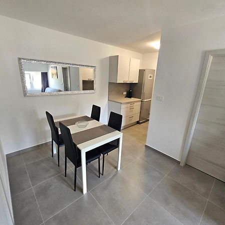 Apartma Bertoki 科佩尔 外观 照片